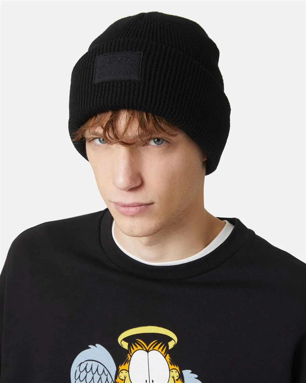 Beanie in extra fine merino wool (Black) - I24304090059000