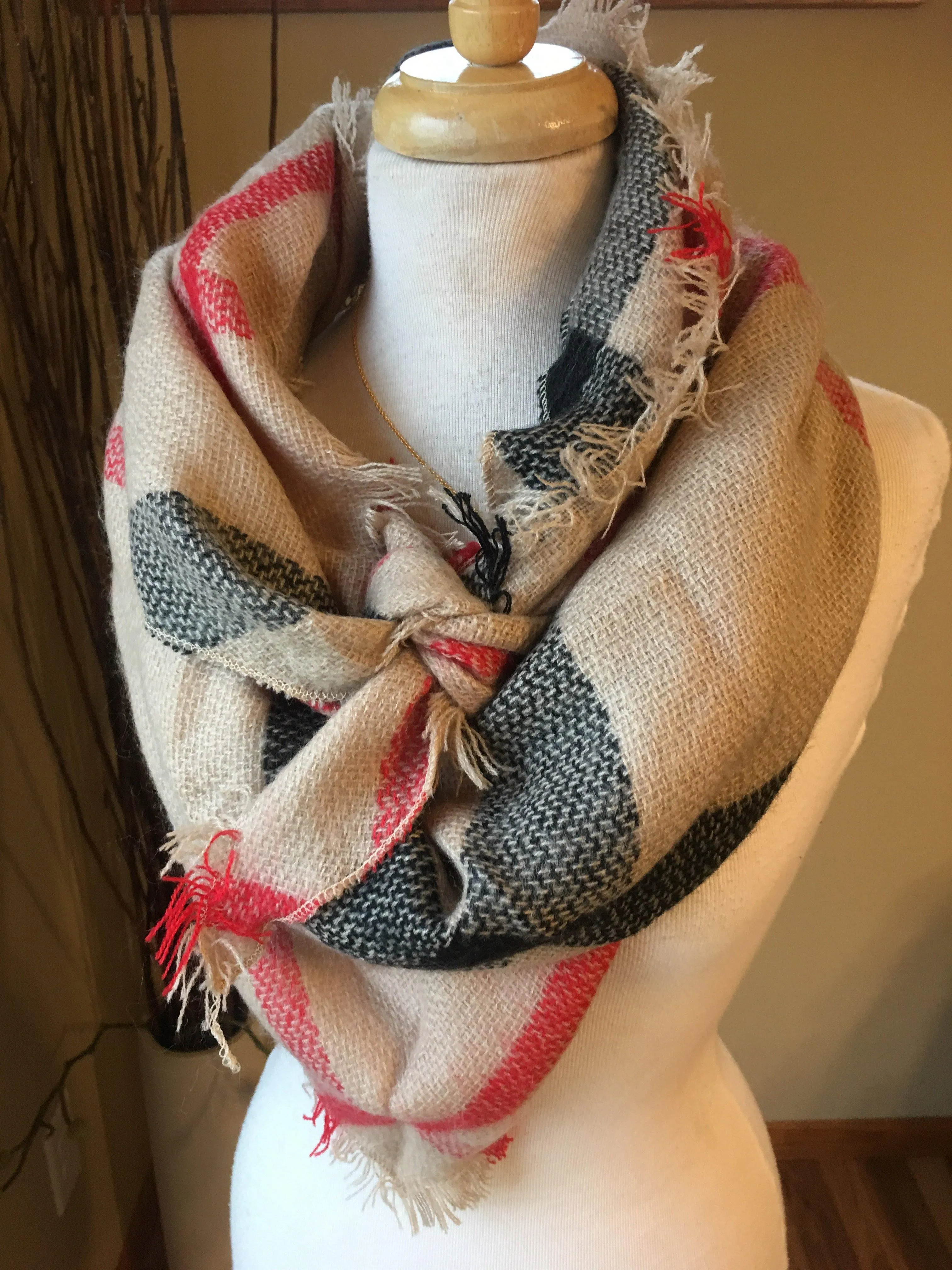 Blanket scarf { Classic check } Camel. Large square blanket scarf.