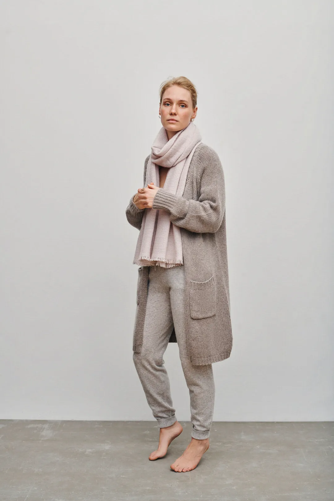 CARE BY ME 100% Cashmere Womens Spun Scarf