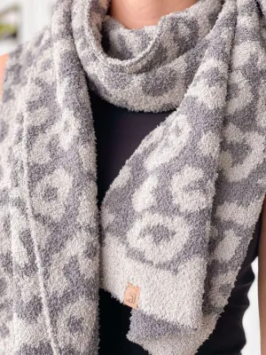 Cozy Leopard Scarf - Gray