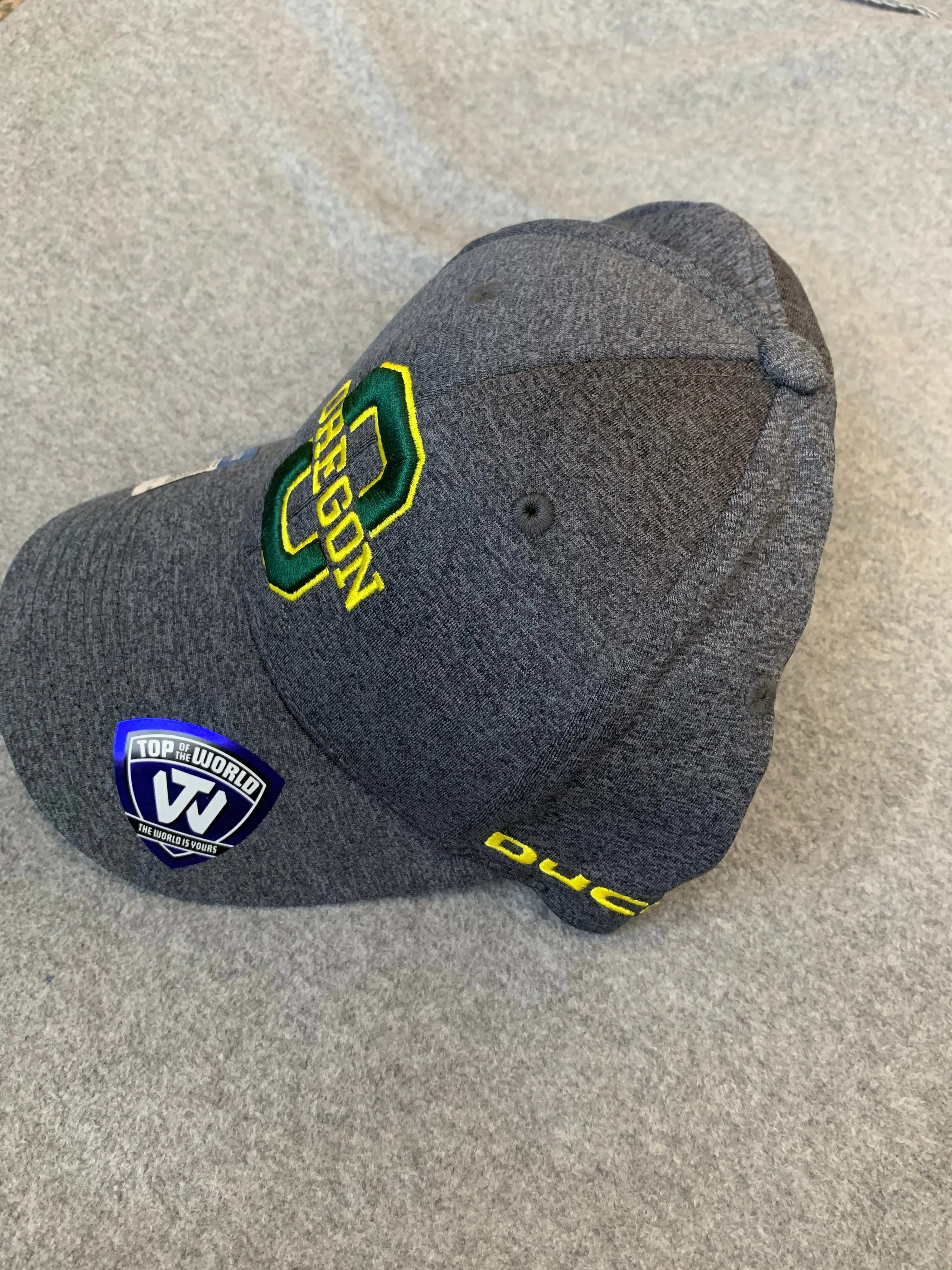 Gray Oregon Ducks Hat With Yellow "O"