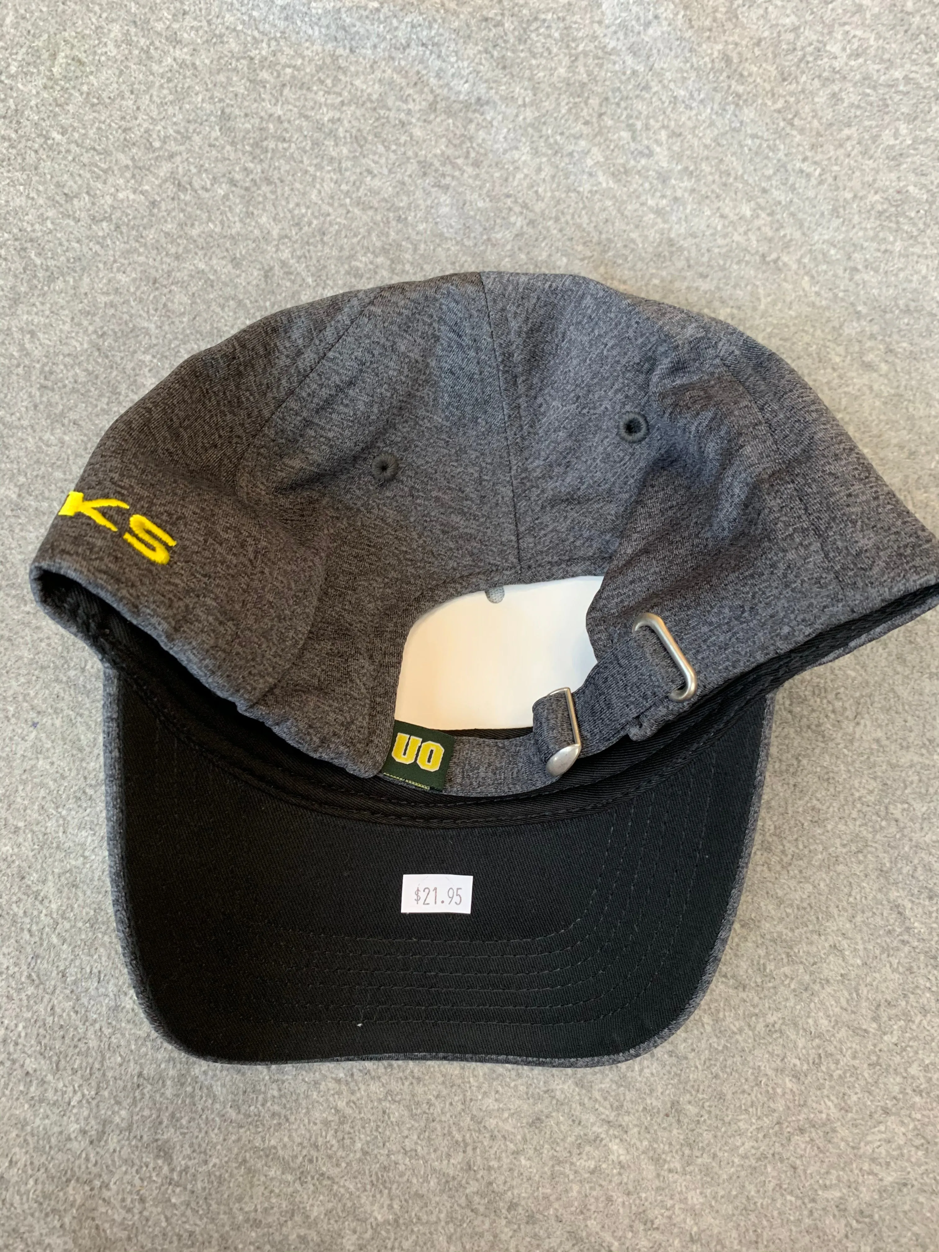 Gray Oregon Ducks Hat With Yellow "O"