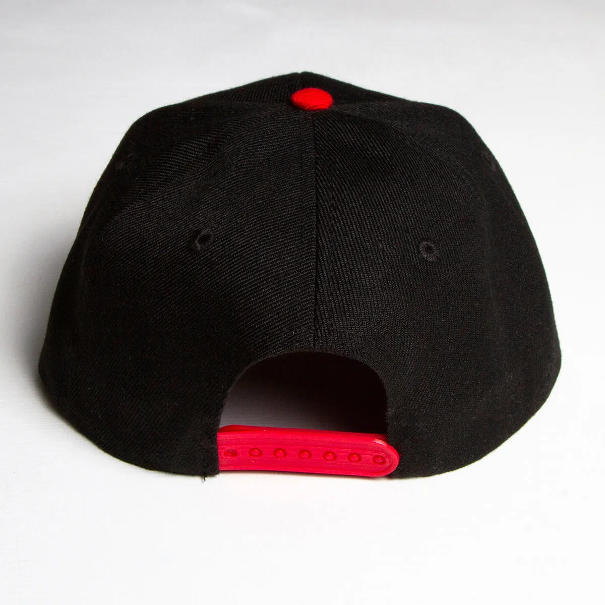 Illegal Rave - Snapback - Red & Black