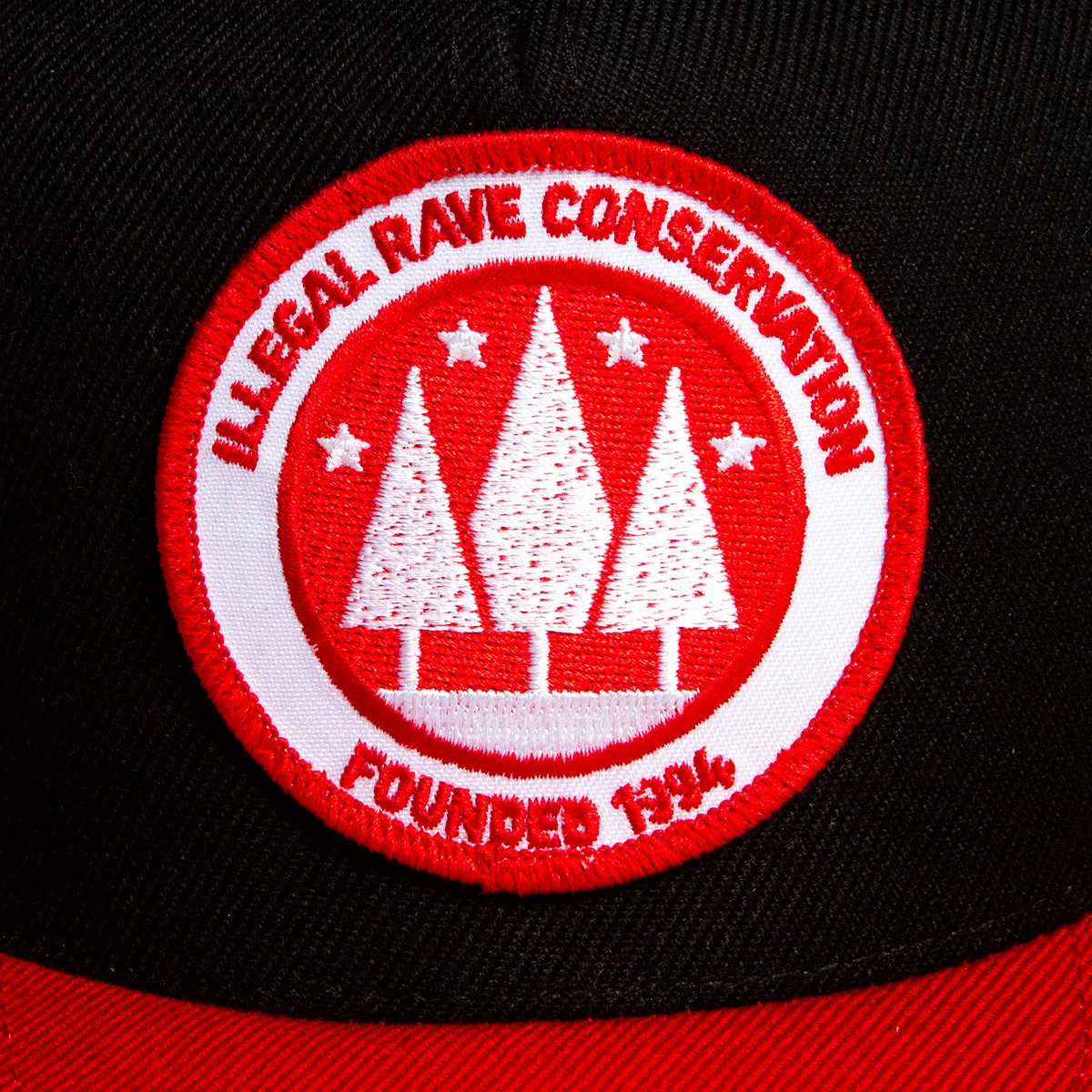 Illegal Rave - Snapback - Red & Black