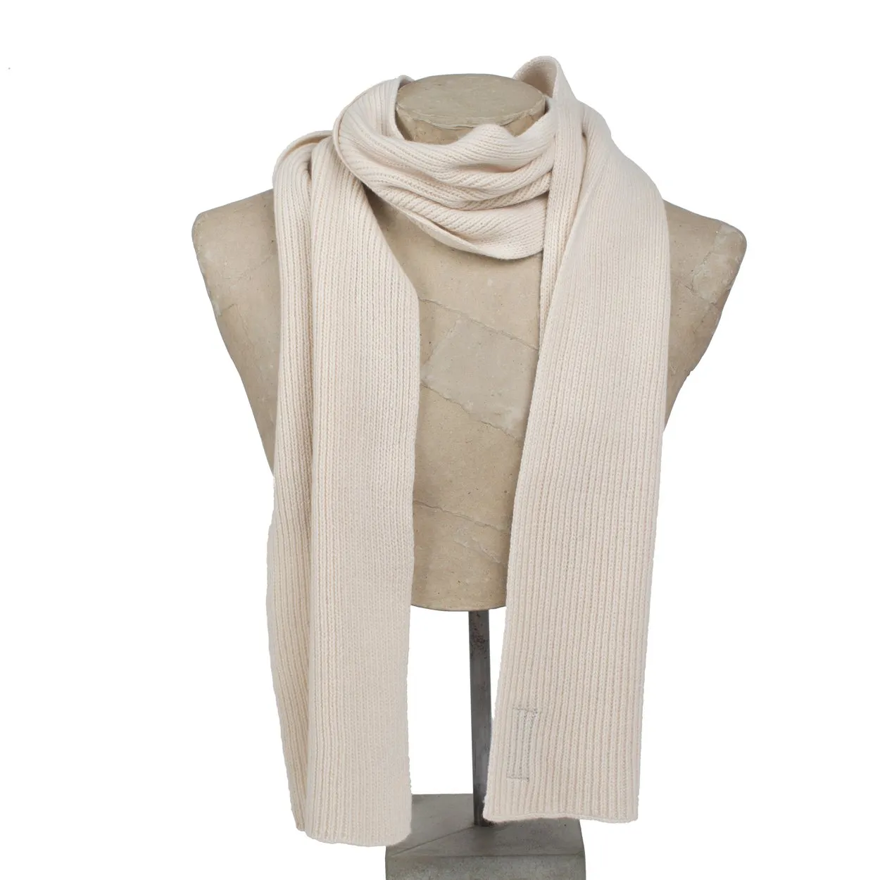 The Classic Cashmere Scarf